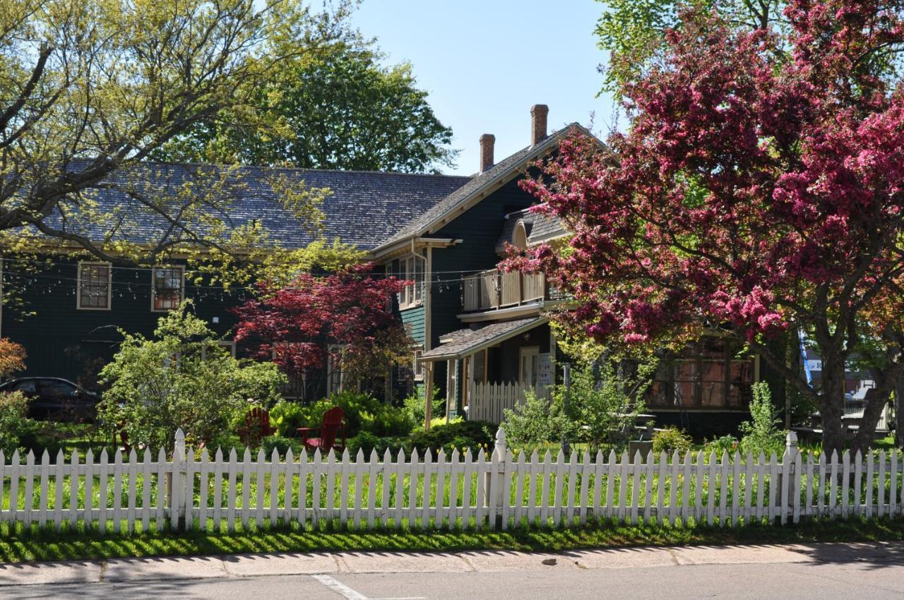 Holman'S Heritage Suites Summerside Exteriér fotografie